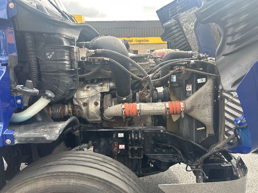 Day Cab Tractor-Heavy Duty Tractors-Freightliner-2019-Cascadia 12564ST-New Castle-DE-569,208\n\t\tmiles-$ 24,250 - Image 15