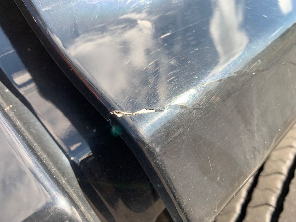 Day Cab Tractor-Heavy Duty Tractors-Freightliner-2019-Cascadia 12564ST-Norton-MA-383,617\n\t\tmiles-$ 45,500 - Image 20