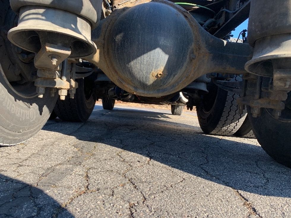 Day Cab Tractor-Heavy Duty Tractors-Freightliner-2019-Cascadia 12564ST-Norton-MA-396,439\n\t\tmiles-$ 41,500 - Image 20