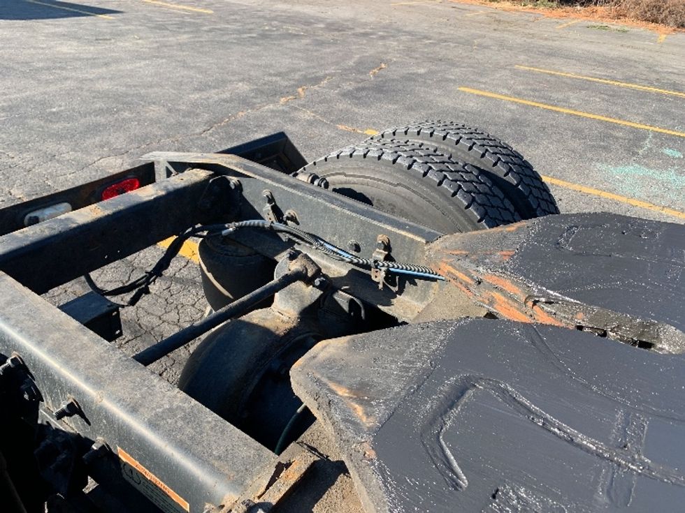 Day Cab Tractor-Heavy Duty Tractors-Freightliner-2019-Cascadia 12564ST-Norton-MA-396,439\n\t\tmiles-$ 41,500 - Image 21