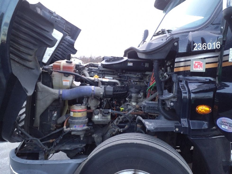 Day Cab Tractor-Heavy Duty Tractors-Freightliner-2019-Cascadia 12564ST-Norton-MA-412,347\n\t\tmiles-$ 40,750 - Image 16