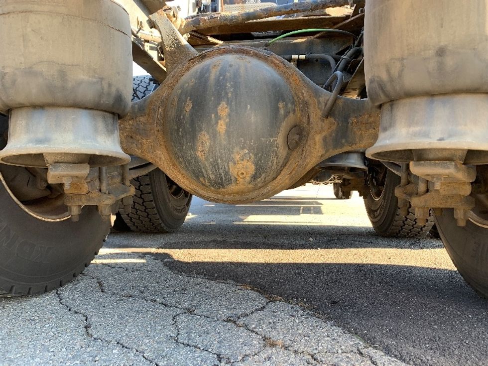 Day Cab Tractor-Heavy Duty Tractors-Freightliner-2019-Cascadia 12564ST-Norton-MA-453,524\n\t\tmiles-$ 41,500 - Image 18