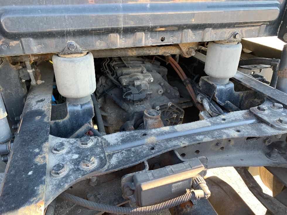 Day Cab Tractor-Heavy Duty Tractors-Freightliner-2019-Cascadia 12564ST-Norton-MA-453,524\n\t\tmiles-$ 41,500 - Image 20