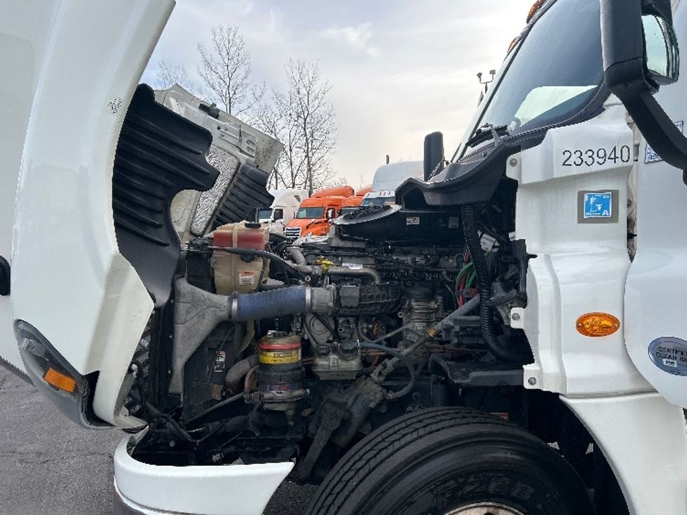 Day Cab Tractor-Heavy Duty Tractors-Freightliner-2019-Cascadia 12564ST-Obetz-OH-593,422\n\t\tmiles-$ 27,750 - Image 16