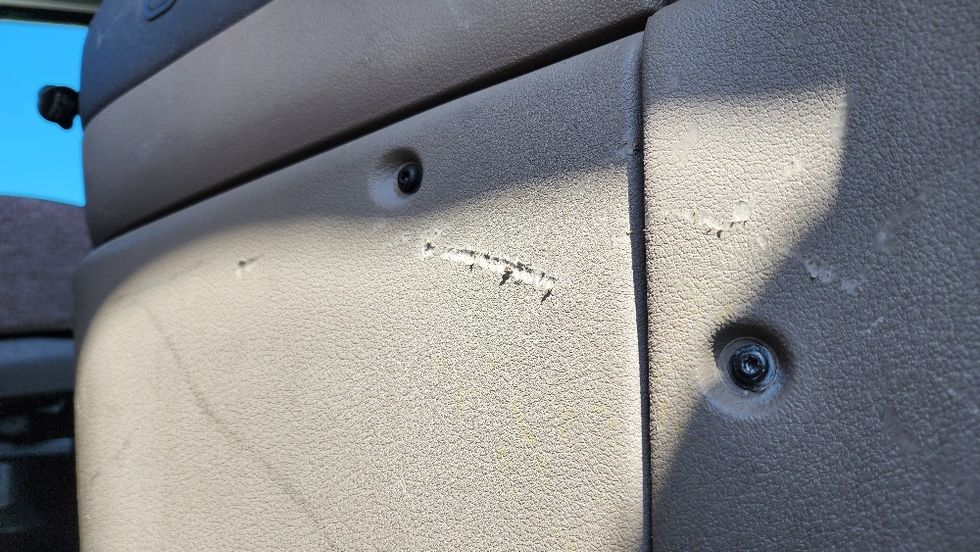 Day Cab Tractor-Heavy Duty Tractors-Freightliner-2019-Cascadia 12564ST-Ocala-FL-716,833\n\t\tmiles-$ 21,250 - Image 23