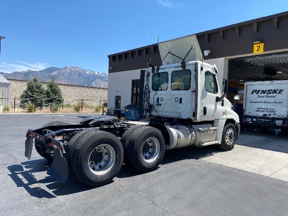 Day Cab Tractor-Heavy Duty Tractors-Freightliner-2019-Cascadia 12564ST-Ogden-UT-491,616\n\t\tmiles-$ 32,750 - Image 7
