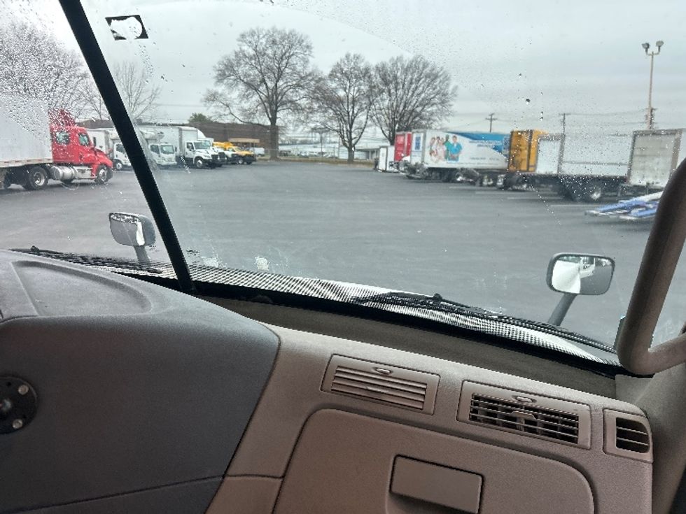 Day Cab Tractor-Heavy Duty Tractors-Freightliner-2019-Cascadia 12564ST-Pennsauken-NJ-375,672\n\t\tmiles-$ 39,250 - Image 13