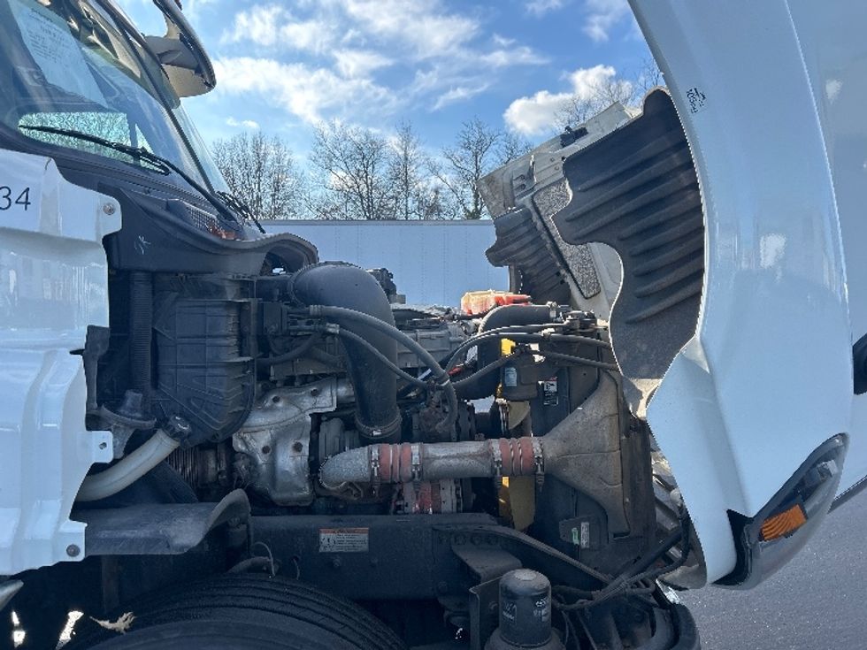 Day Cab Tractor-Heavy Duty Tractors-Freightliner-2019-Cascadia 12564ST-Pennsauken-NJ-402,939\n\t\tmiles-$ 37,250 - Image 15