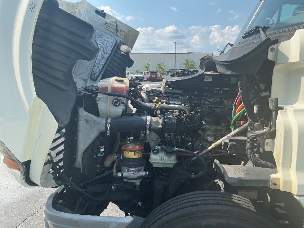 Day Cab Tractor-Heavy Duty Tractors-Freightliner-2019-Cascadia 12564ST-Pensacola-FL-225,731\n\t\tmiles-$ 49,000 - Image 16