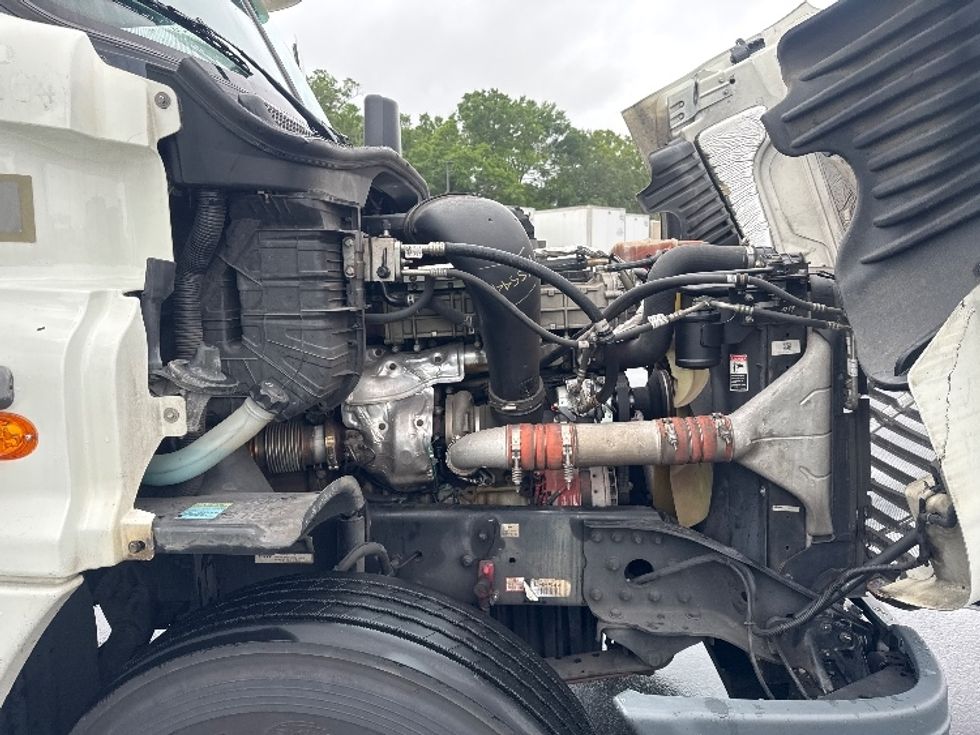 Day Cab Tractor-Heavy Duty Tractors-Freightliner-2019-Cascadia 12564ST-Pensacola-FL-599,725\n\t\tmiles-$ 23,500 - Image 15