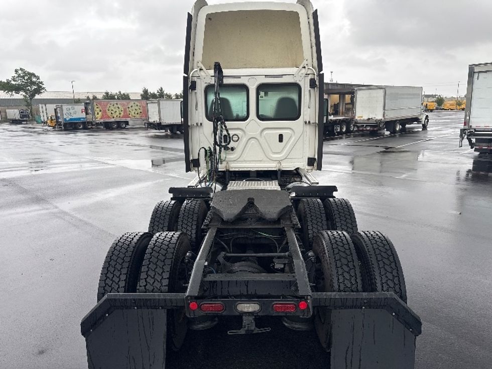Day Cab Tractor-Heavy Duty Tractors-Freightliner-2019-Cascadia 12564ST-Pensacola-FL-599,725\n\t\tmiles-$ 23,500 - Image 6