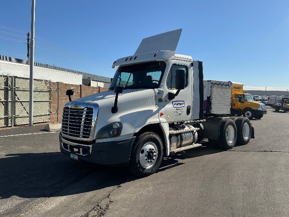 Day Cab Tractor-Heavy Duty Tractors-Freightliner-2019-Cascadia 12564ST-Phoenix-AZ-296,838\n\t\tmiles-$ 40,500 - Image 3
