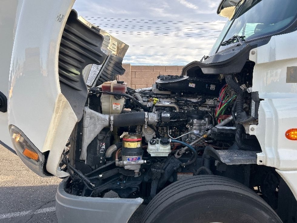Day Cab Tractor-Heavy Duty Tractors-Freightliner-2019-Cascadia 12564ST-Phoenix-AZ-421,935\n\t\tmiles-$ 36,250 - Image 16