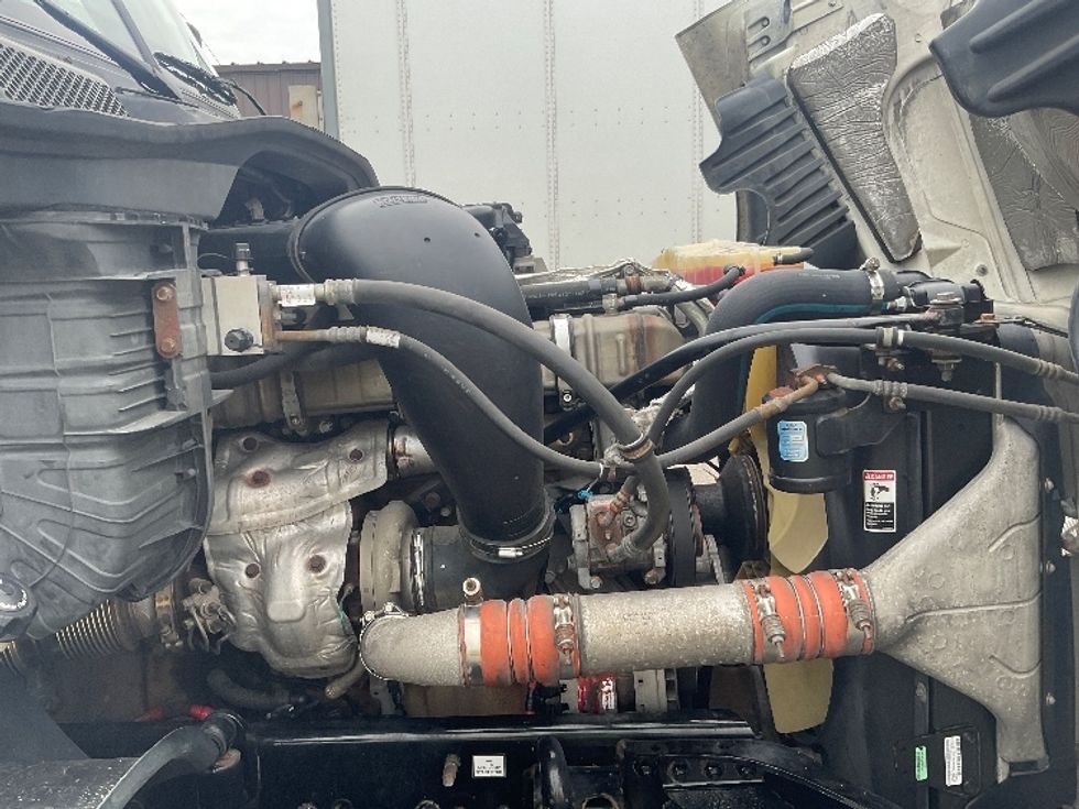 Day Cab Tractor-Heavy Duty Tractors-Freightliner-2019-Cascadia 12564ST-Piqua-OH-564,330\n\t\tmiles-$ 32,000 - Image 15