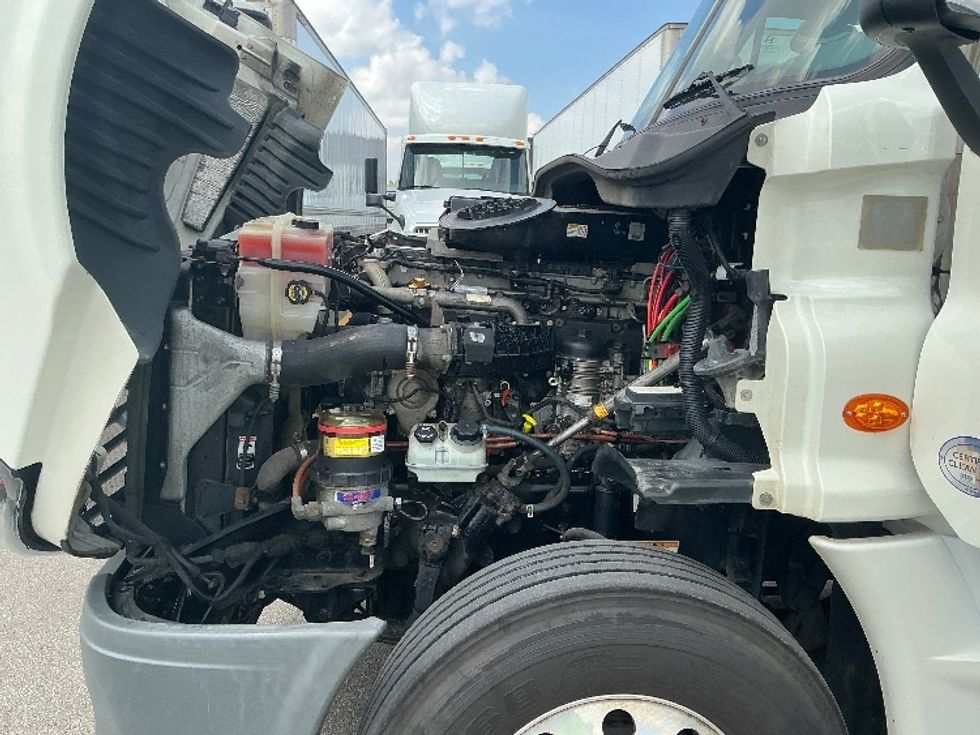 Day Cab Tractor-Heavy Duty Tractors-Freightliner-2019-Cascadia 12564ST-Piqua-OH-675,233\n\t\tmiles-$ 25,750 - Image 16