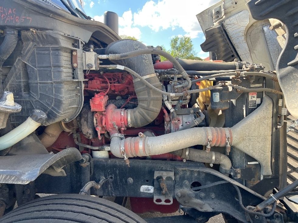 Day Cab Tractor-Heavy Duty Tractors-Freightliner-2019-Cascadia 12564ST-Plymouth-MI-167,398\n\t\tmiles-$ 45,250 - Image 15