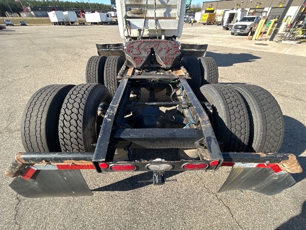 Day Cab Tractor-Heavy Duty Tractors-Freightliner-2019-Cascadia 12564ST-Prince George-VA-436,523\n\t\tmiles-$ 36,750 - Image 6