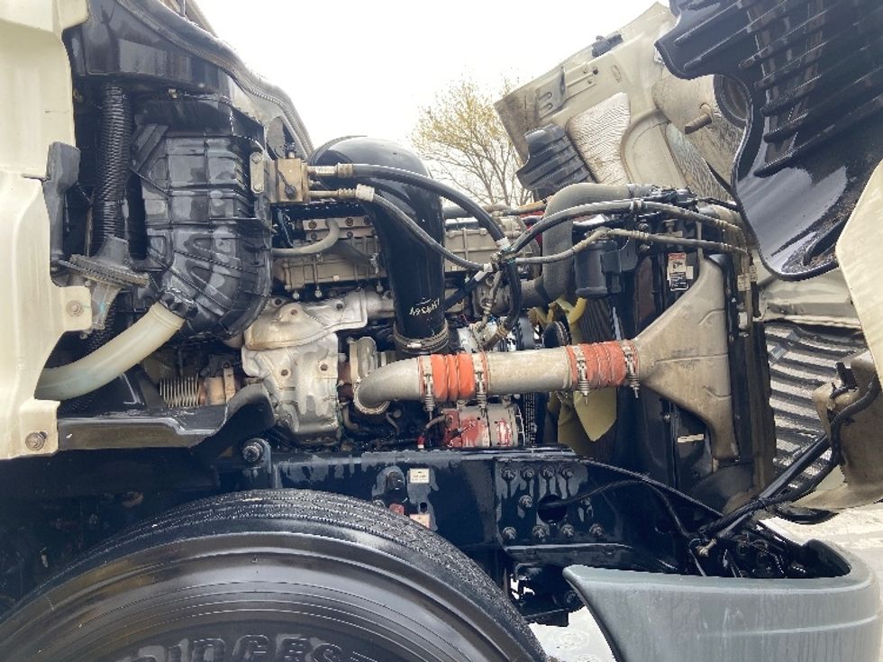 Day Cab Tractor-Heavy Duty Tractors-Freightliner-2019-Cascadia 12564ST-San Antonio-TX-210,516\n\t\tmiles-$ 44,750 - Image 15