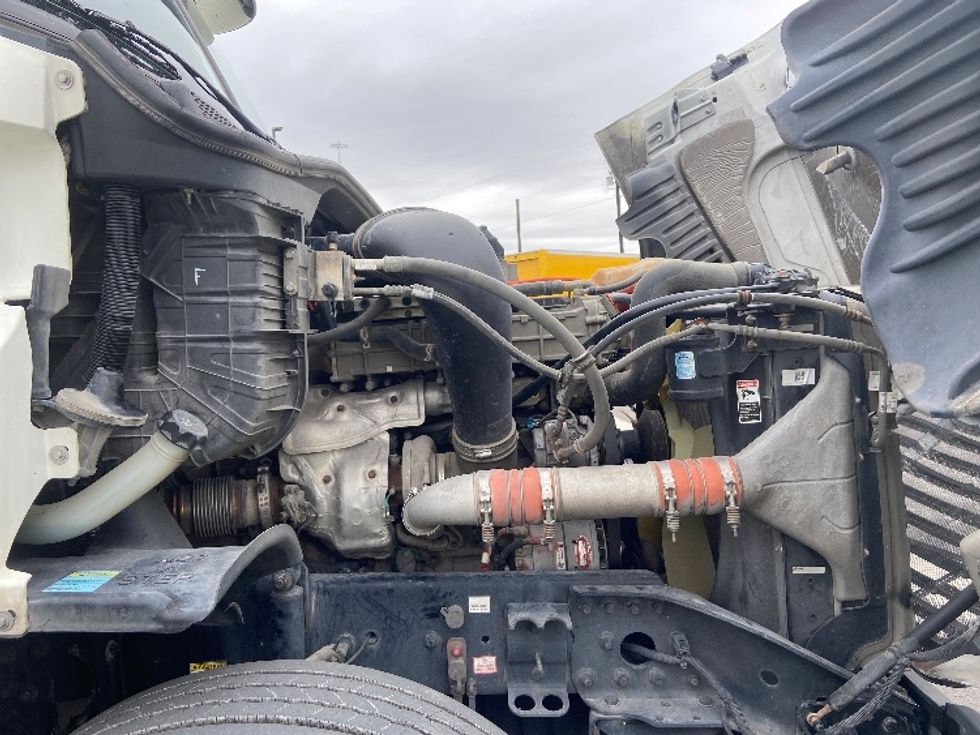 Day Cab Tractor-Heavy Duty Tractors-Freightliner-2019-Cascadia 12564ST-San Antonio-TX-374,203\n\t\tmiles-$ 49,500 - Image 15