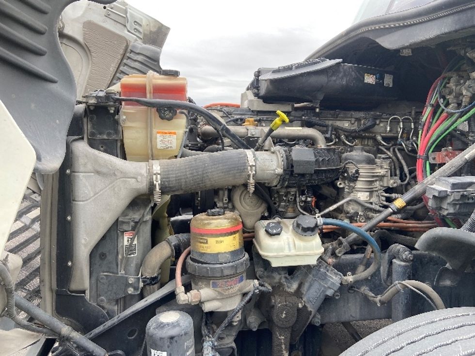 Day Cab Tractor-Heavy Duty Tractors-Freightliner-2019-Cascadia 12564ST-San Antonio-TX-374,203\n\t\tmiles-$ 49,500 - Image 16