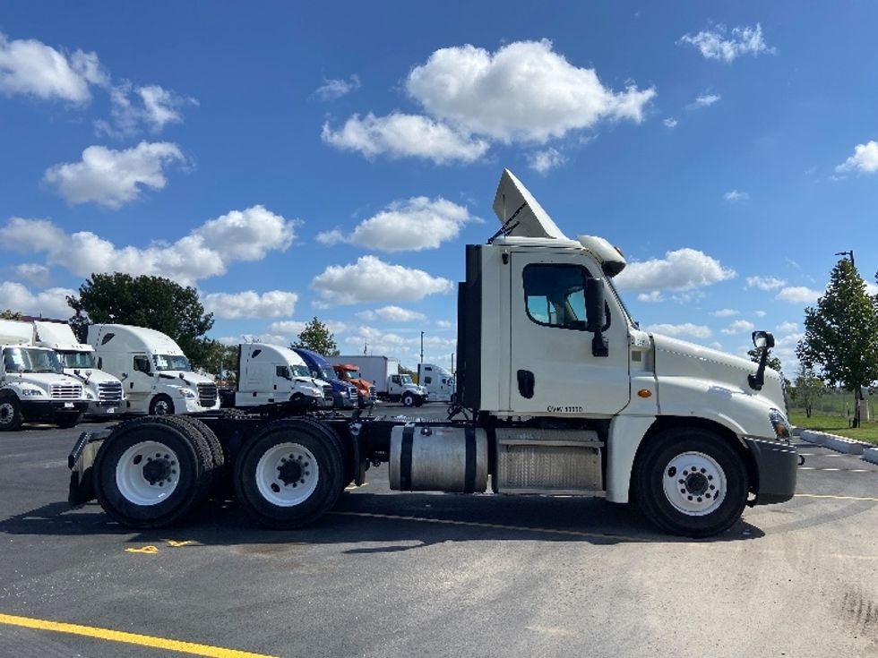 Day Cab Tractor-Heavy Duty Tractors-Freightliner-2019-Cascadia 12564ST-San Antonio-TX-615,500\n\t\tmiles-$ 26,250 - Image 8