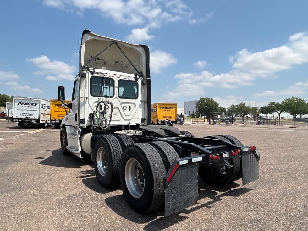 Day Cab Tractor-Heavy Duty Tractors-Freightliner-2019-Cascadia 12564ST-San Antonio-TX-654,262\n\t\tmiles-$ 26,500 - Image 5