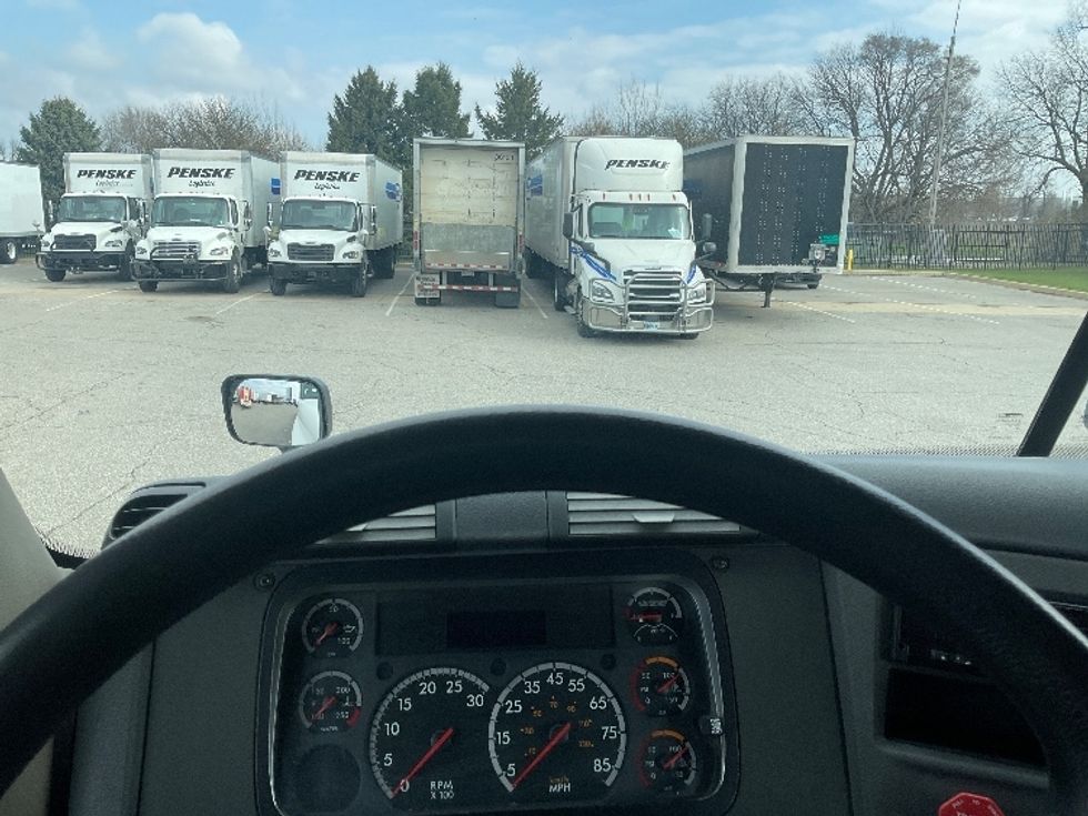 Day Cab Tractor-Heavy Duty Tractors-Freightliner-2019-Cascadia 12564ST-South Bend-IN-224,574\n\t\tmiles-$ 50,000 - Image 11