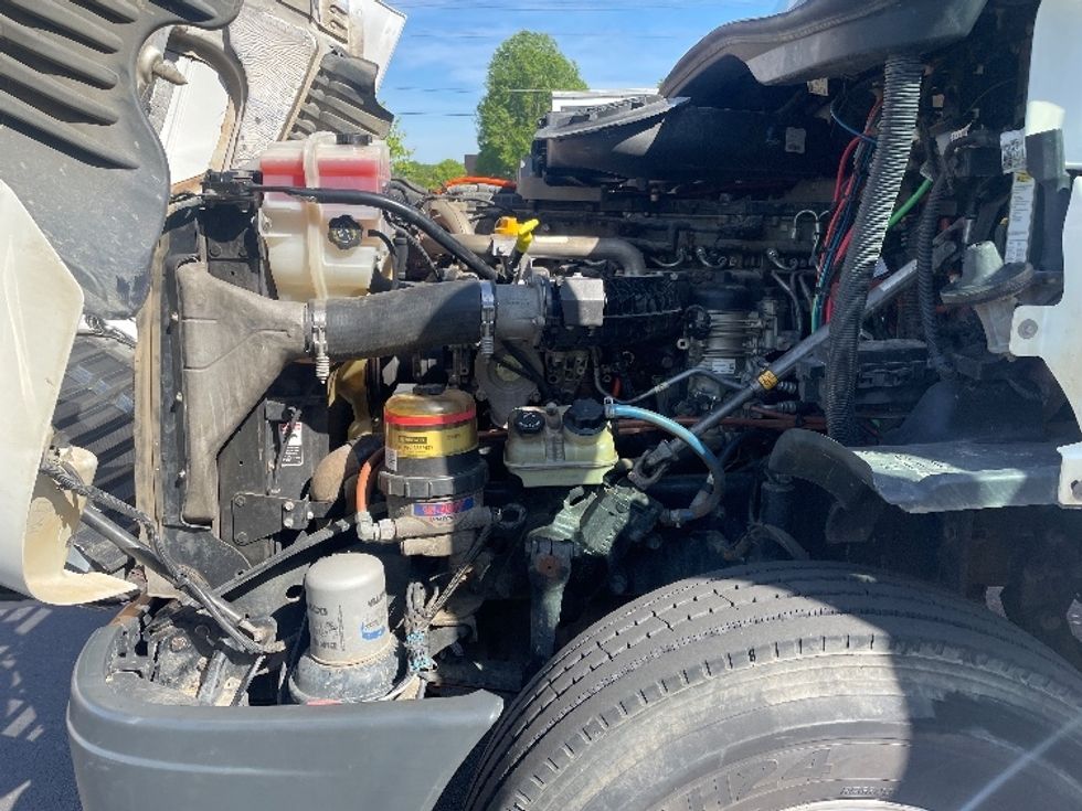 Day Cab Tractor-Heavy Duty Tractors-Freightliner-2019-Cascadia 12564ST-Spartanburg-SC-360,321\n\t\tmiles-$ 42,500 - Image 15