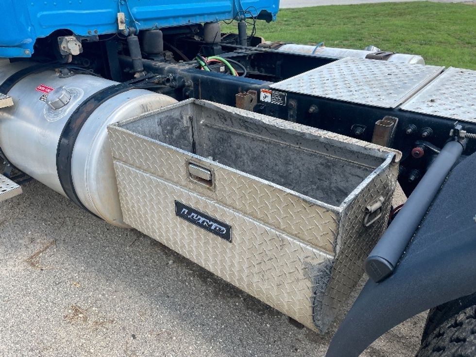 Day Cab Tractor-Heavy Duty Tractors-Freightliner-2019-Cascadia 12564ST-Spartanburg-SC-574,602\n\t\tmiles-$ 27,500 - Image 19