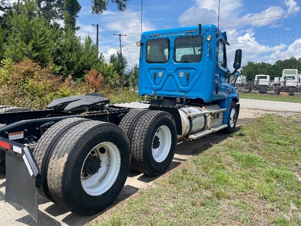 Day Cab Tractor-Heavy Duty Tractors-Freightliner-2019-Cascadia 12564ST-Spartanburg-SC-574,602\n\t\tmiles-$ 27,500 - Image 7