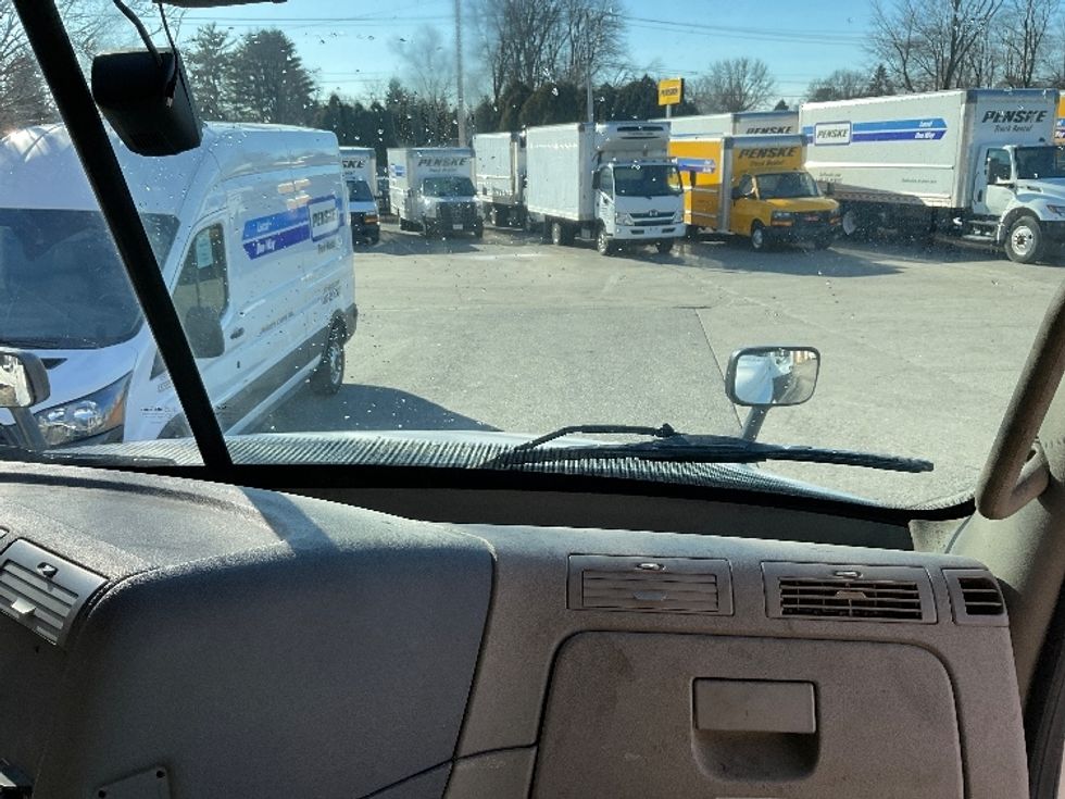 Day Cab Tractor-Heavy Duty Tractors-Freightliner-2019-Cascadia 12564ST-Springfield-MA-281,300\n\t\tmiles-$ 46,250 - Image 13