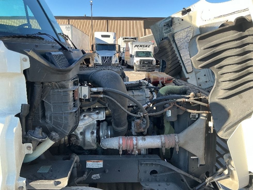 Day Cab Tractor-Heavy Duty Tractors-Freightliner-2019-Cascadia 12564ST-Sturtevant-WI-170,093\n\t\tmiles-$ 59,000 - Image 15