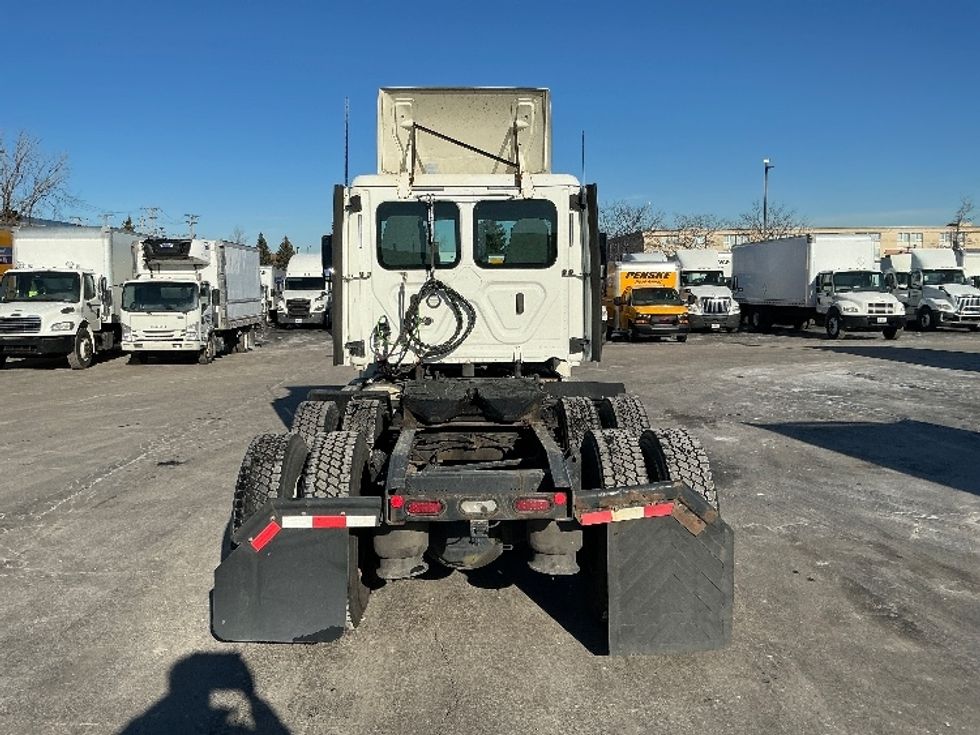 Day Cab Tractor-Heavy Duty Tractors-Freightliner-2019-Cascadia 12564ST-Sturtevant-WI-170,093\n\t\tmiles-$ 59,000 - Image 6