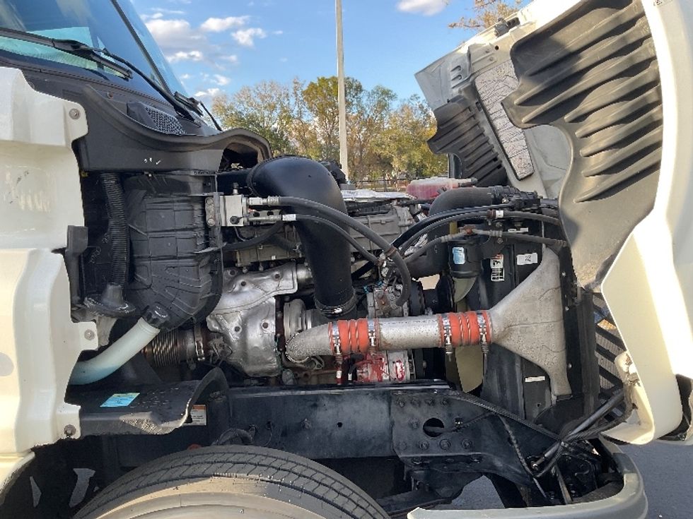 Day Cab Tractor-Heavy Duty Tractors-Freightliner-2019-Cascadia 12564ST-Tampa-FL-244,465\n\t\tmiles-$ 47,500 - Image 15