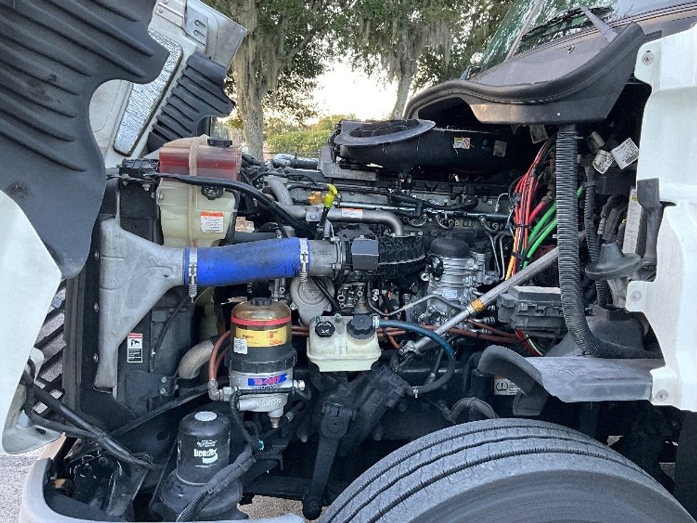 Day Cab Tractor-Heavy Duty Tractors-Freightliner-2019-Cascadia 12564ST-Tampa-FL-512,550\n\t\tmiles-$ 31,500 - Image 15