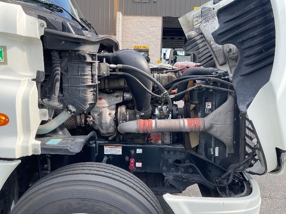 Day Cab Tractor-Heavy Duty Tractors-Freightliner-2019-Cascadia 12564ST-Tampa-FL-583,156\n\t\tmiles-$ 30,250 - Image 15