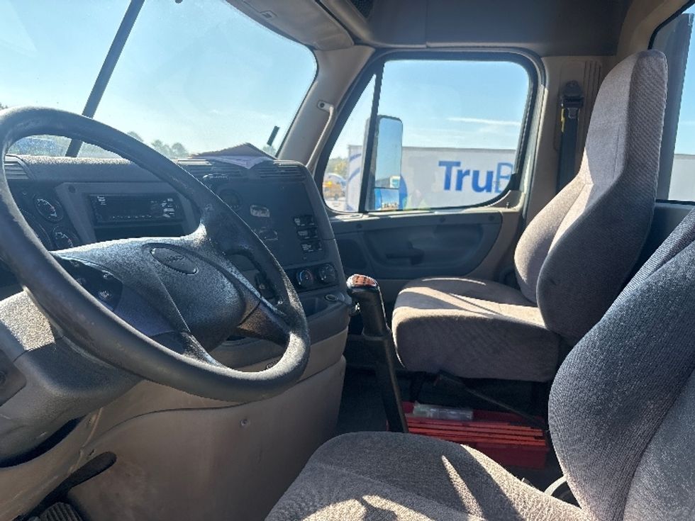 Day Cab Tractor-Heavy Duty Tractors-Freightliner-2019-Cascadia 12564ST-Tifton-GA-241,338\n\t\tmiles-$ 44,500 - Image 7