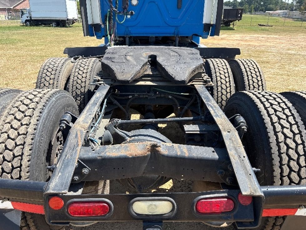 Day Cab Tractor-Heavy Duty Tractors-Freightliner-2019-Cascadia 12564ST-Tifton-GA-360,570\n\t\tmiles-$ 40,000 - Image 6
