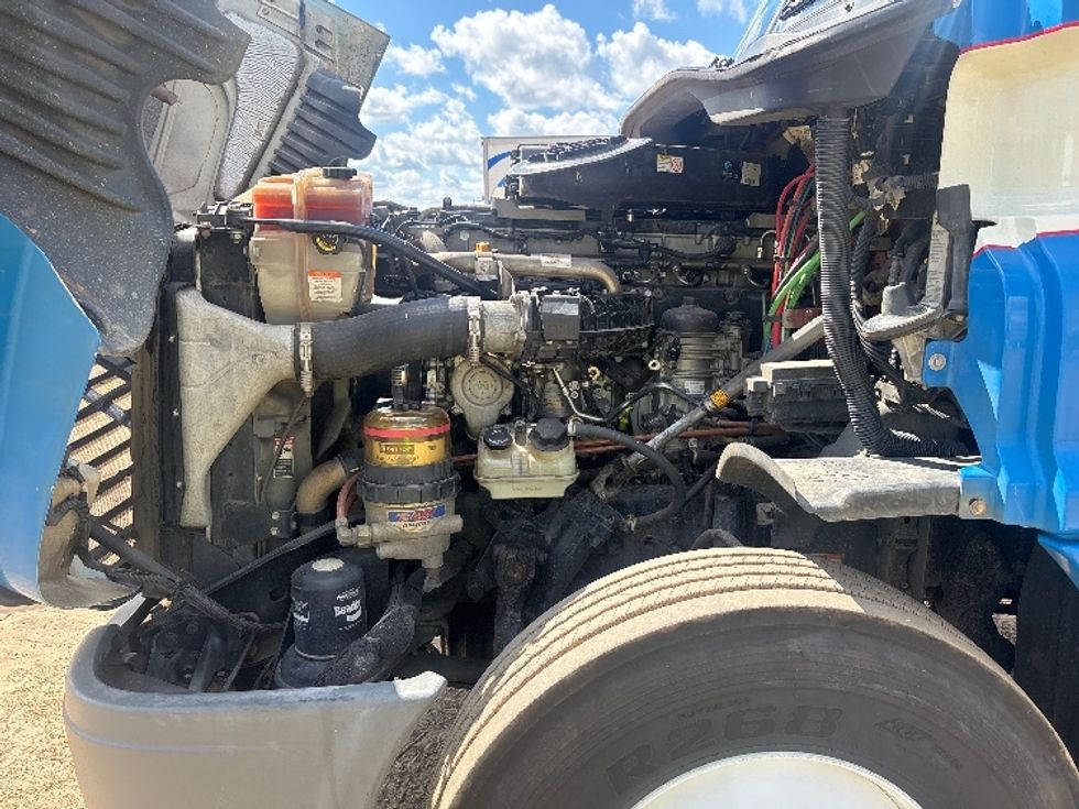 Day Cab Tractor-Heavy Duty Tractors-Freightliner-2019-Cascadia 12564ST-Tifton-GA-410,333\n\t\tmiles-$ 34,500 - Image 16