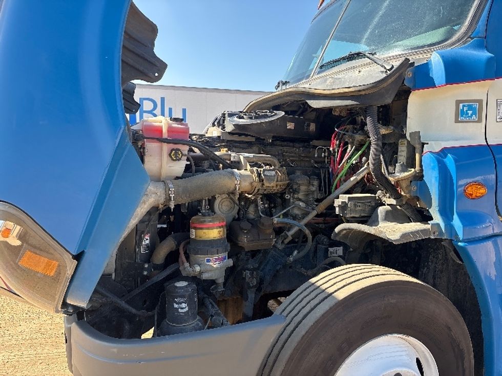 Day Cab Tractor-Heavy Duty Tractors-Freightliner-2019-Cascadia 12564ST-Tifton-GA-463,950\n\t\tmiles-$ 31,500 - Image 16