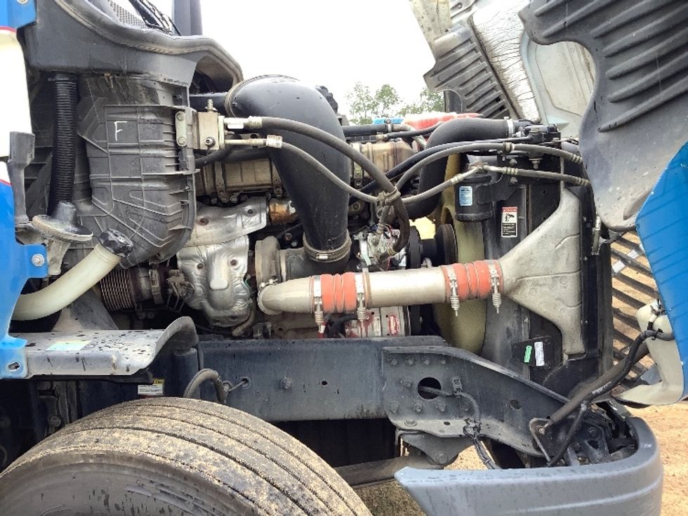 Day Cab Tractor-Heavy Duty Tractors-Freightliner-2019-Cascadia 12564ST-Tifton-GA-466,428\n\t\tmiles-$ 31,250 - Image 15