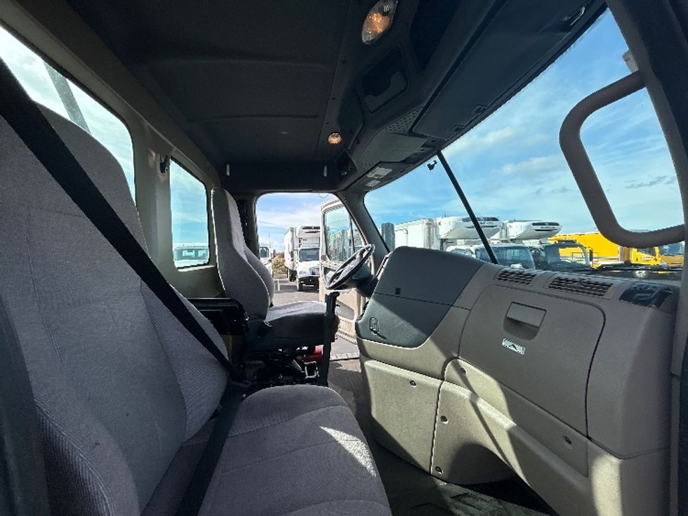 Day Cab Tractor-Heavy Duty Tractors-Freightliner-2019-Cascadia 12564ST-Torrance-CA-78,760\n\t\tmiles-$ 51,500 - Image 13