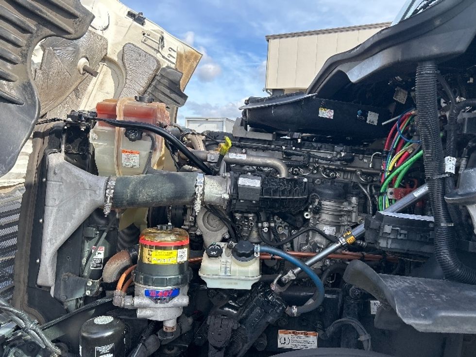 Day Cab Tractor-Heavy Duty Tractors-Freightliner-2019-Cascadia 12564ST-Torrance-CA-78,760\n\t\tmiles-$ 51,500 - Image 16