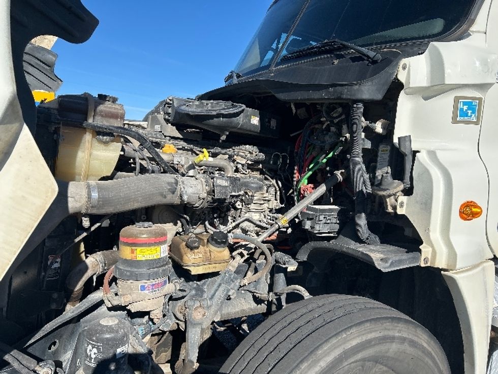 Day Cab Tractor-Heavy Duty Tractors-Freightliner-2019-Cascadia 12564ST-Tulsa-OK-374,226\n\t\tmiles-$ 38,500 - Image 16