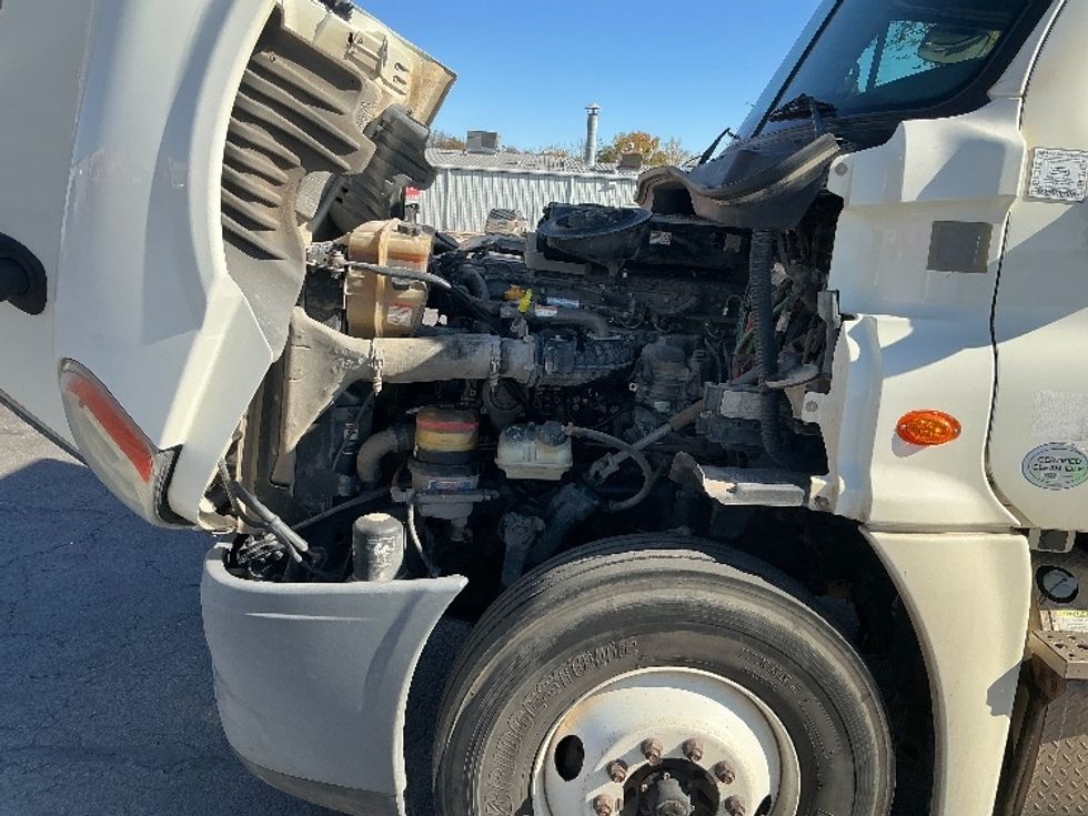 Day Cab Tractor-Heavy Duty Tractors-Freightliner-2019-Cascadia 12564ST-Tulsa-OK-418,174\n\t\tmiles-$ 36,000 - Image 16