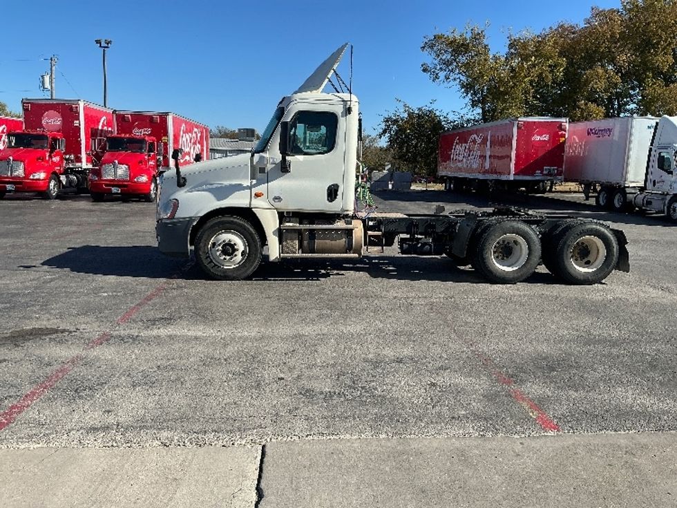 Day Cab Tractor-Heavy Duty Tractors-Freightliner-2019-Cascadia 12564ST-Tulsa-OK-418,174\n\t\tmiles-$ 36,000 - Image 4