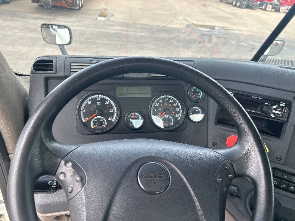 Day Cab Tractor-Heavy Duty Tractors-Freightliner-2019-Cascadia 12564ST-Tulsa-OK-481,940\n\t\tmiles-$ 34,250 - Image 11
