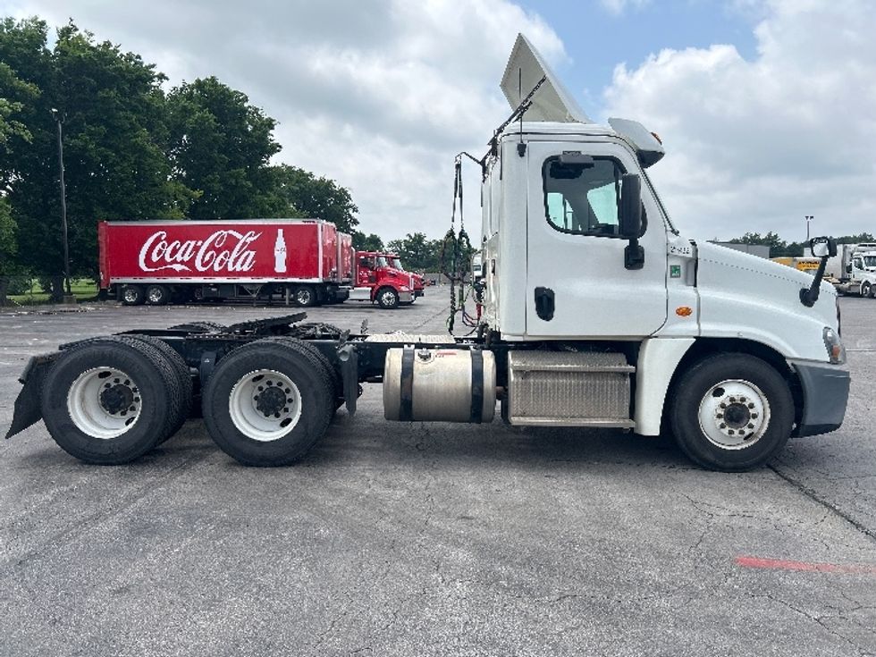 Day Cab Tractor-Heavy Duty Tractors-Freightliner-2019-Cascadia 12564ST-Tulsa-OK-481,940\n\t\tmiles-$ 34,250 - Image 8
