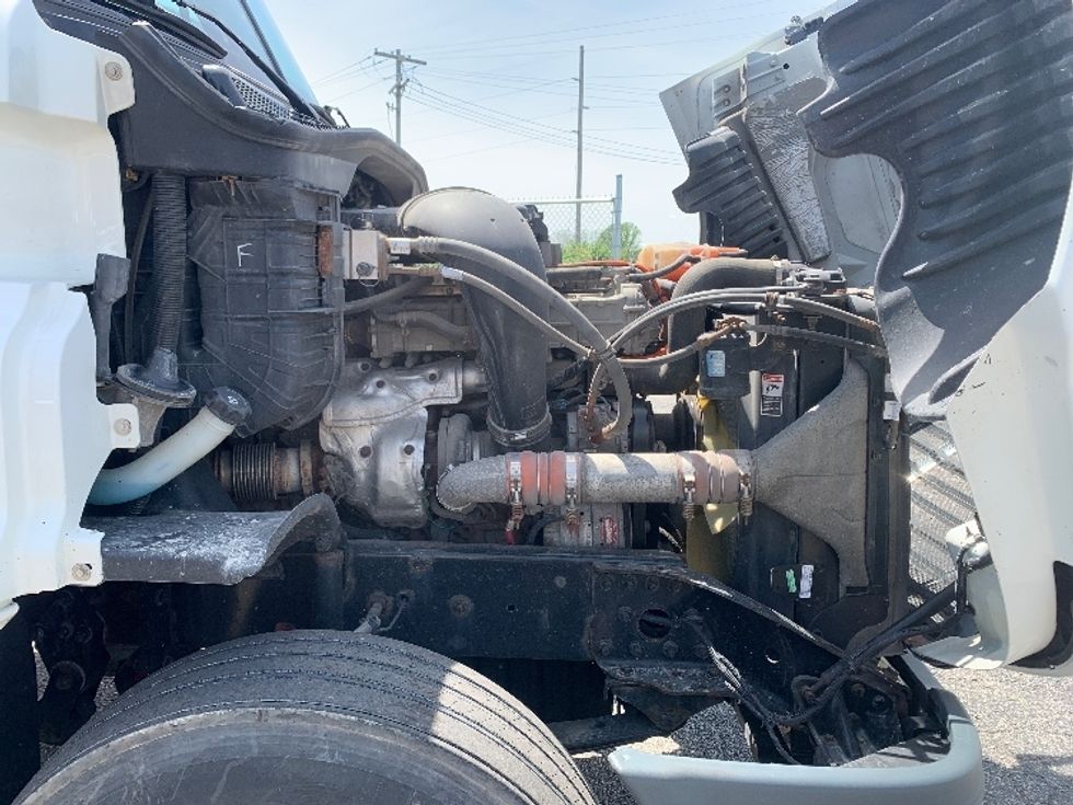 Day Cab Tractor-Heavy Duty Tractors-Freightliner-2019-Cascadia 12564ST-Wabash-IN-426,785\n\t\tmiles-$ 35,250 - Image 15
