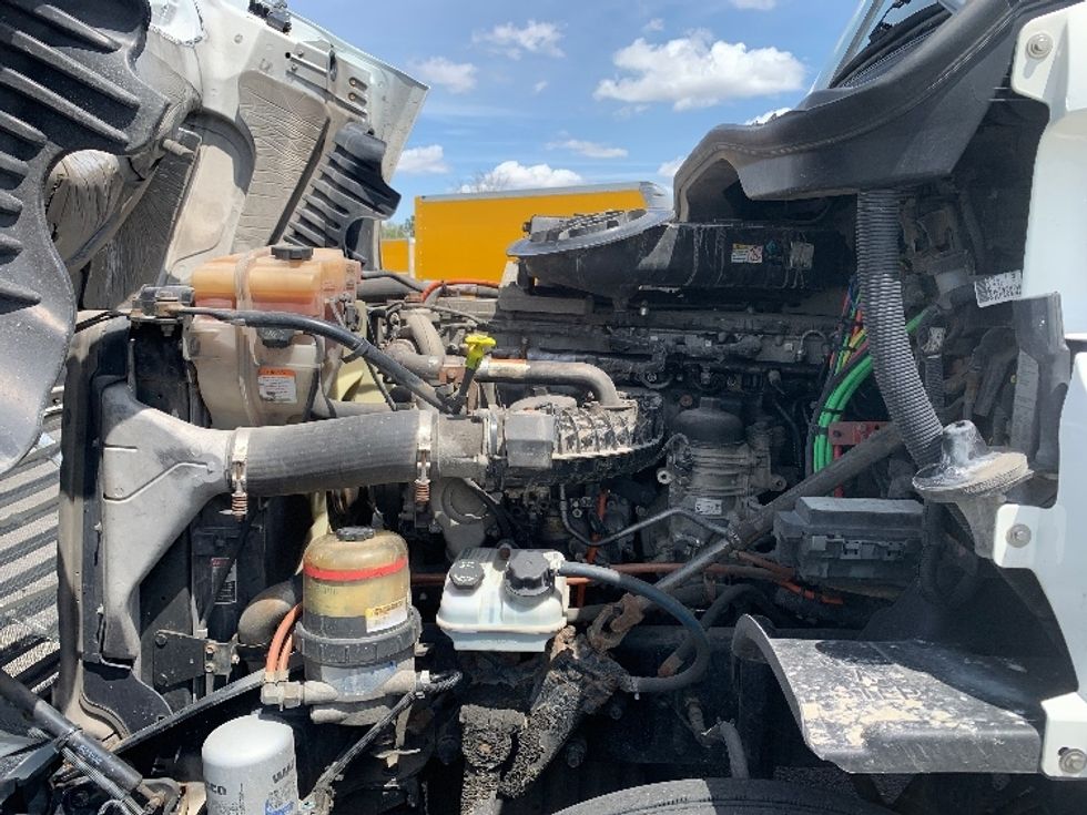 Day Cab Tractor-Heavy Duty Tractors-Freightliner-2019-Cascadia 12564ST-Wabash-IN-426,785\n\t\tmiles-$ 35,250 - Image 16